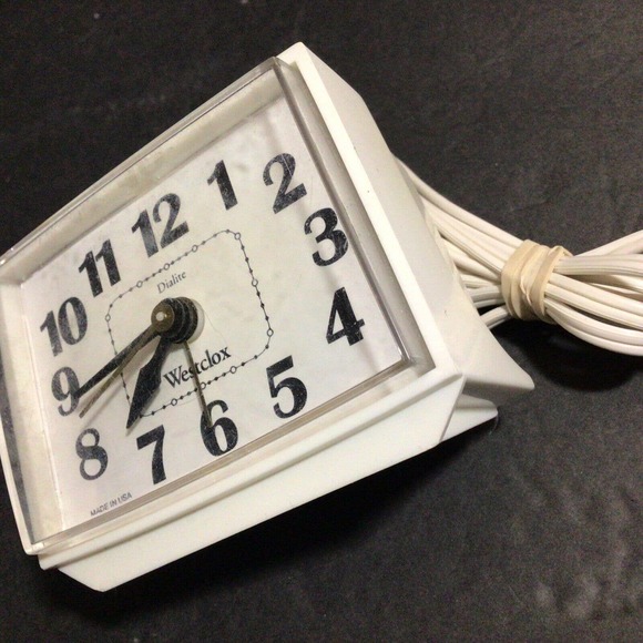 Vintage Westclox DIALITE Electric Alarm Clock Model 22090-22540 Made in USA M2 - Picture 10 of 10